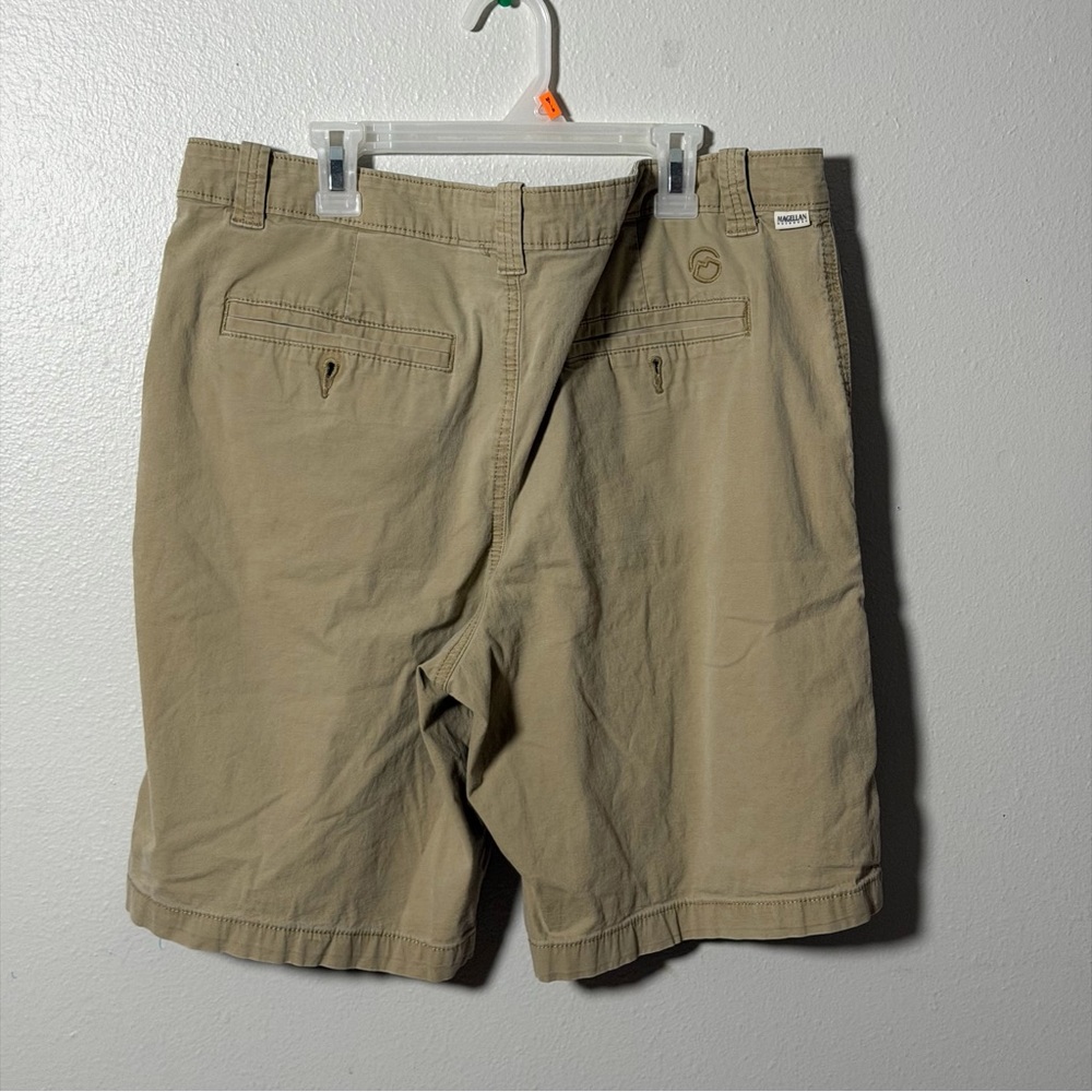Magellan‎ Outdoors Khaki Classic Tan Men's Cargo Baggy Shorts size 35W - Picture 5 of 7